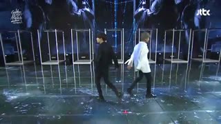 اجرای Fake love در مراسم Golden Disk Awards-2019(اجرا/fake love/BTS)اجرای بسی بسییییی خفنننننن!!!!!