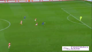 وقتی لیونل مسی در مقایسه با رونالدو نشان می دهد که رییس کیست