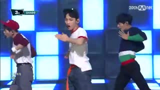 اجرای View از SHINee