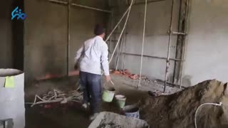 نائب قهرمان آسیا به کارگری مشغول است !