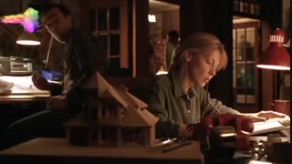 سکانس فیلم سینمایی توفان ، اسباب کشی دوستان روبین به نزدیکی زندان