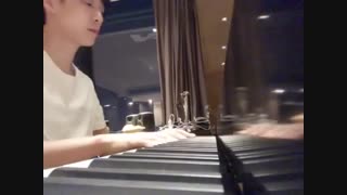 آهنگی بسیار زیبا و دلنشین با پیانو