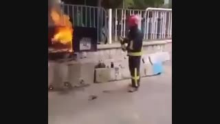 نحوه خاموش کردن آتش با نوشابه