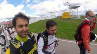 آموزش سقوط آزاد آیدین زوارئی