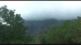 با من خوش میگذره