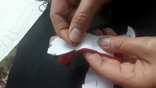 تبدیل نقاشی کودک به  عروسک. مرحله4