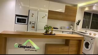 طراحی و اجرای کورین هنکس، خیابان آزادی