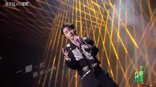 اجرای Flipped از لی / ییشینگ اکسو برنامه I'm CZR 2