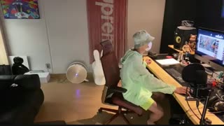 لایو جیهوپ در پیج یوتیوب BANGTANTV در تاریخ 200605 ( زیرنویس فارسی)