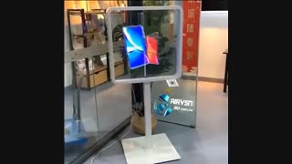 تبلیغات لوکس با نمایشگر های سه بعدی ایرویژن.