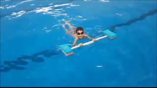 چگونه در آب به راحتی و بدون زحمت شنا کنیم؟