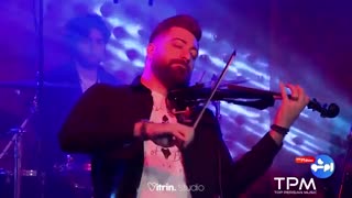 اجرای زنده آهنگ_ همه اون روزا _رضا صادقی در برنامه ام شو