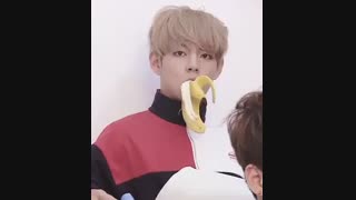 واایییی مردم و زنده شدم تا 121 پست رو لایک کردم اونوقم با لبتاب هوففففففف*_*