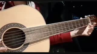 اجرای زیبای گیتار توسط یکی از هنرجویان استاد امیر کریمی