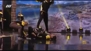 اجرای نمایشی پارکور گروه نوین پارس در فصل دوم عصر جدید