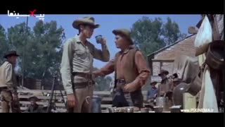 فیلم سینمایی هفت دلاور ، تماشای دوئل بریت و تلاش برای استخدام او