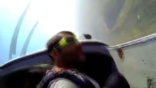 سقوط آزادهای دونفره تفریحی استاد نقدی پری از هواپیما در زیباکنار گیلان