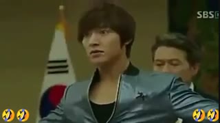 تا حالا به نحو تیر خوردن مین هو تو شکارچی شهر توجه کرده بودین؟؟