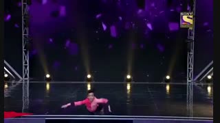 پسربچه هندی که ادعا می‌کنه با کمک یک اجنه در مسابقه استعدادیابی شرکت کرده!