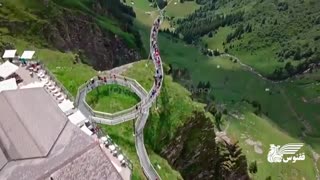 سفر به سوئیس بدون بازدید از روستای Grindelwald اصلا تکمیل نمی‌شه! | آژانس ققنوس