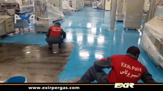 اجرای کفپوش اپوکسی و اعمال لایه ی میانی