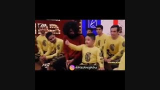 پشت صحنه عصرجدید و صحبت های پسر تپل مپل با مزه