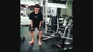 مومنت چانبک بسیار کیوت ^^ - چانیول - بکهیون - اکسو chanbaek - Chanyeol - baekhyun