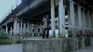 موزیک ویدیو آلباین مولدووآن مردمان خوب زود می میرند