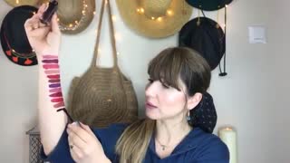 رژ لب مایع فلورمار مدل Kiss Me More شماره 12 (Garnet)