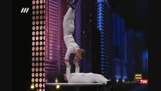 اجرای بی نظیر و تماشایی گروه اعجوبه های در فصل دوم عصر جدید