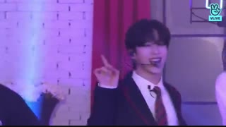 کنسرت plastic flower از oneus