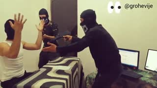 انواع کلیپ خنده دار,طنز خنده دار کوتاه,خنده دارهاخنده دارها,طنزهای خیلی خنده,دارخنده بازارکلیپ طنز