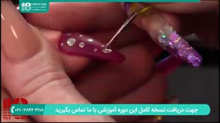 دیزاین و طراحی ناخن بلند با لاک بنفش مات و براق