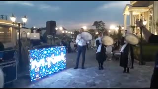 اجرای دف نوازی جهت مراسم عقد و عروسی و مولودی 09121897742