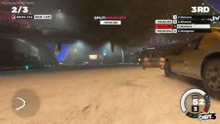 گیم پلی مسابقه روی یخ بازی DIRT 5