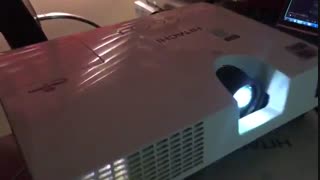 ویدئو پروژکتور استوک هیتاچی مدل hitachi cp x2521wn