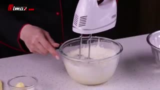 طرز تهیه کیک با یک تخم مرغ