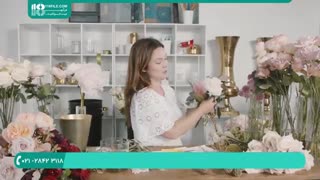 طرز چیدمان گل های رز سفید در کنار هم برای ساخت دسته گل