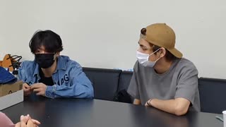 لایو  دیروز  تهیونگ و جونگکوک تو یوتیوب با زیرنویس فارسی