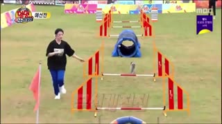 ویدیویی از مسابقه ی هاکو و شوهوا در Idol Dog~  +دور اول