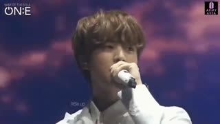 اجرای آهنگ "Moon" توسط جین بی تی اس در روز اول کنسرت آنلاین Map of the soul one