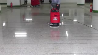 شستشوی پارکینگ با دستگاه زمین شوی صنعتی