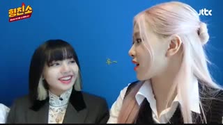 ویدیویی از بلک پینک  در اتاق انتظار برنامهKnowing Brothers