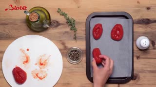 نوعی بروسکتا با گوجه پوست کنده و پنیر (پنیر بوراتا)