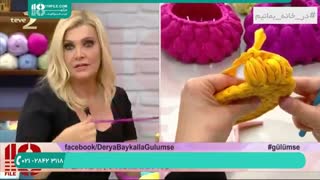 بافت سبد تریکو با ترکیب چند رنگ کاموا