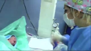 عمل زایمان سزارین با دکتر ندا حاجیها