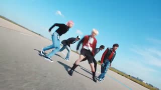 موزیک ویدیو We lost the summer از تی اکس تی(TXT) با کیفیت عالی