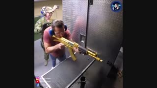 صداگذاری فوق العاده طنز روی بهترین تیرانداز جهان