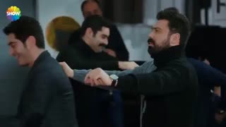 پاشید بیاید وسط قر بدید