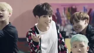 BTS_-_FIRE_موزیک_ویدیو_جذاب_«آتش»_از_گروه_«بی_تی_اس»_با_زیرنویس_فارسی(360p)